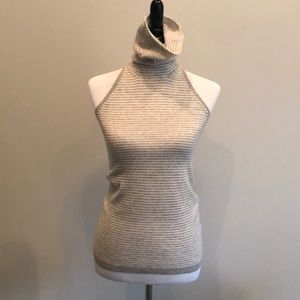 Cut off sweater turtle neck